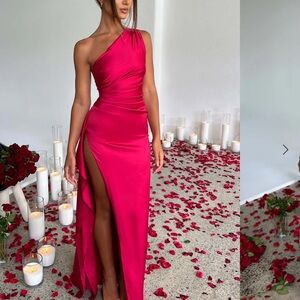 Elegant One-Shoulder Red Gown